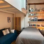 Loft Avec Terrasse Et Verriere